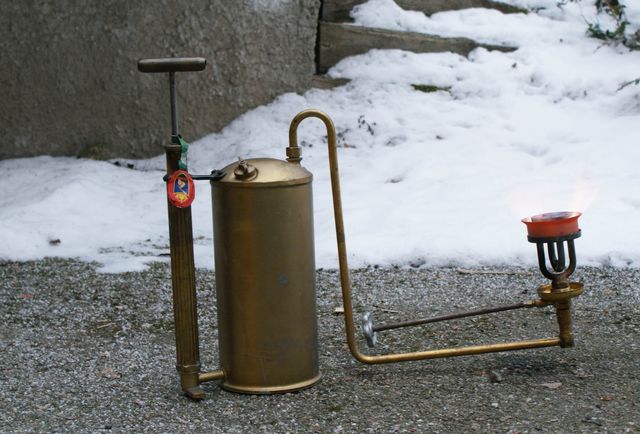 Brinnande brännare 3.jpg