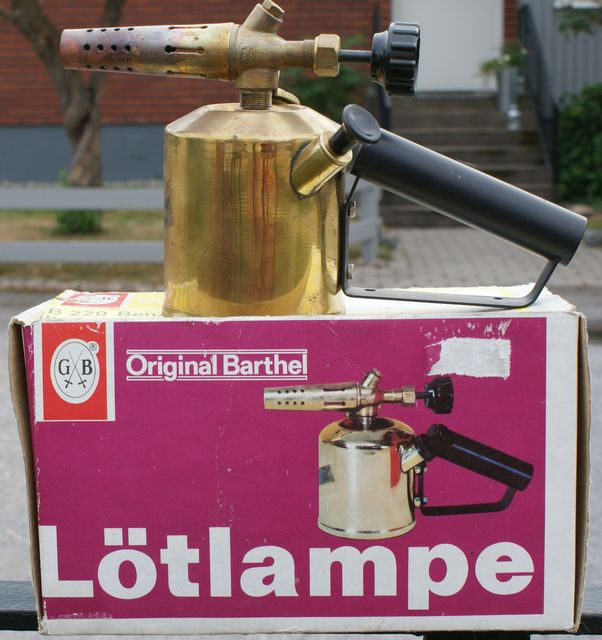 Bartel bensinlampa,nyskick.jpg